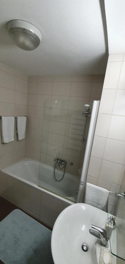 Royal Apartment Belvill Beograd Bagian luar foto